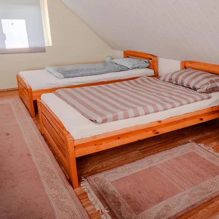 Edi Birtok Rum i privatbostad Poroszló