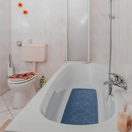 Séjour chez l'habitant Edi Birtok